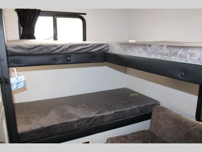 2026 Jayco Eagle HT - Photo 12