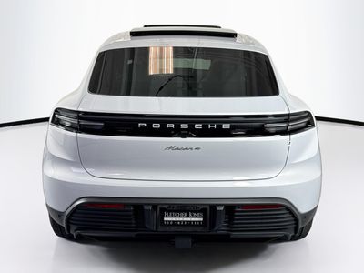2026 Porsche Macan - Photo 10