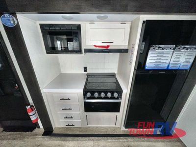 2025 Forest River RV Cherokee Alpha Wolf - Photo 16