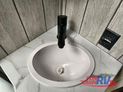 2025 Forest River RV Cherokee Alpha Wolf - Photo 34