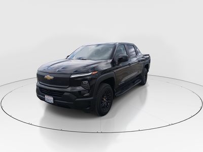 2024 Chevrolet Silverado EV - Photo 3