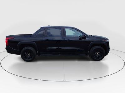 2024 Chevrolet Silverado EV - Photo 8