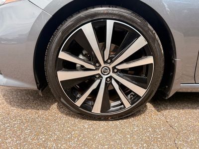 2020 Nissan Altima — photo 12 view