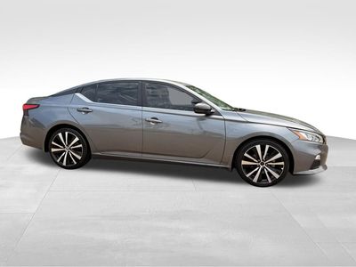 2020 Nissan Altima — photo 9 view