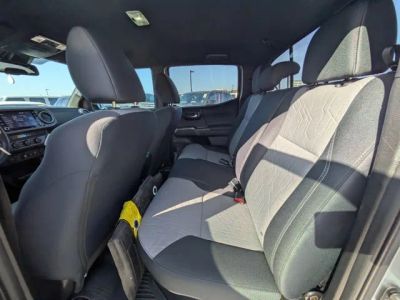 2021 Toyota Tacoma — photo 12 view