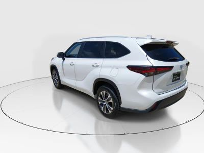 2024 Toyota Highlander — detail view