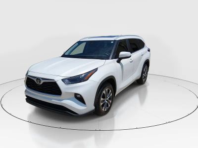 2024 Toyota Highlander — rear three-quarter view
