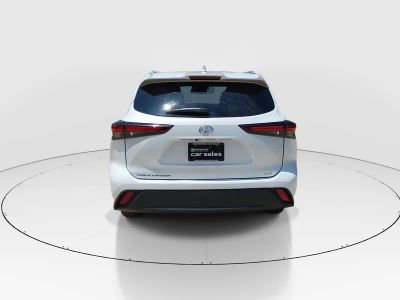 2024 Toyota Highlander — engine compartment view