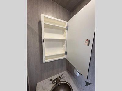 2022 Pacific Coachworks Blaze'n - Photo 44