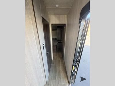 2022 Pacific Coachworks Blaze'n - Photo 36