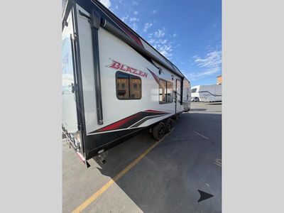 2022 Pacific Coachworks Blaze'n - Photo 8