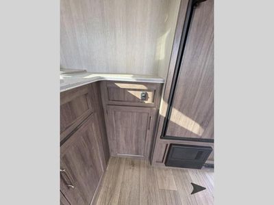 2022 Pacific Coachworks Blaze'n - Photo 31