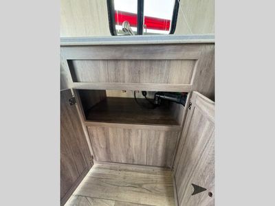 2022 Pacific Coachworks Blaze'n - Photo 30