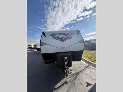 2022 Pacific Coachworks Blaze'n - Photo 2