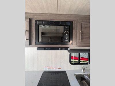 2022 Pacific Coachworks Blaze'n - Photo 22
