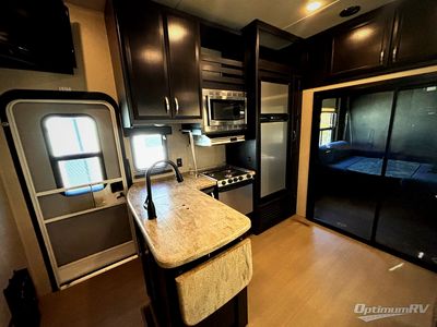 2016 Dutchmen Voltage V-Series - Photo 6