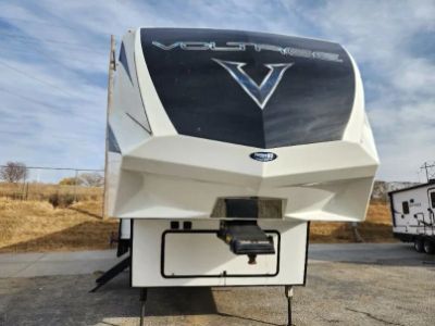 2019 Dutchmen Voltage - Photo 8