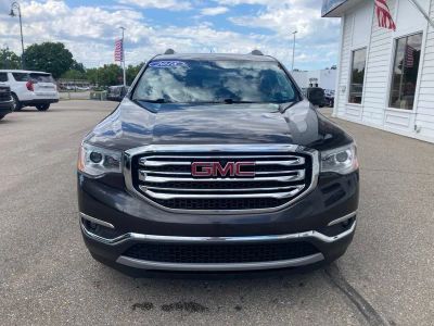 2018 GMC Acadia — side profile view