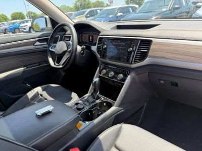 2023 Volkswagen Atlas — photo 10 view