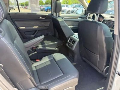 2023 Volkswagen Atlas — photo 14 view