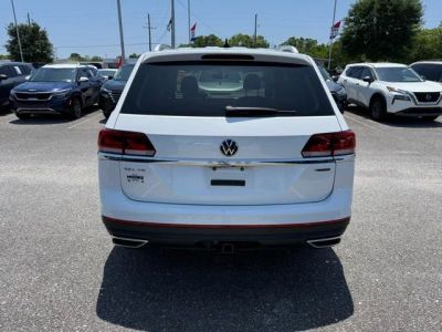 2023 Volkswagen Atlas — interior view