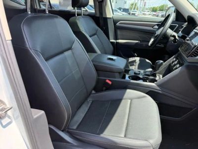 2023 Volkswagen Atlas — photo 12 view