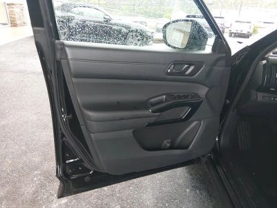 2025 Nissan Pathfinder - Photo 14