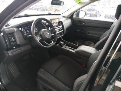 2025 Nissan Pathfinder - Photo 13