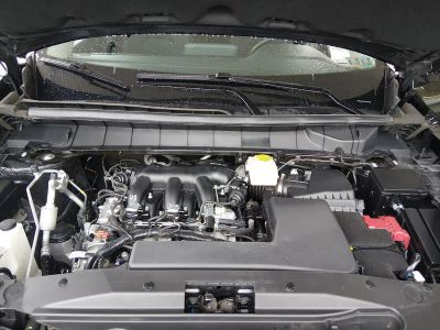 2025 Nissan Pathfinder - Photo 9