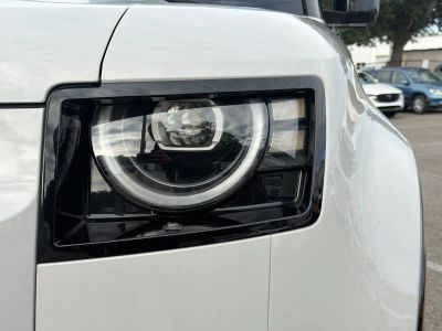 2026 Land Rover Defender 110 — photo 9 view