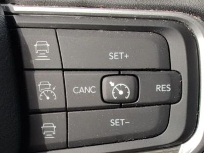 2024 Jeep Wagoneer — photo 17 view