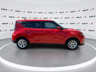 2024 Kia Soul — photo 9 view