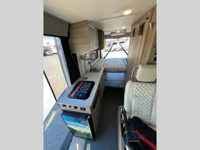 2025 Winnebago Solis - Photo 8