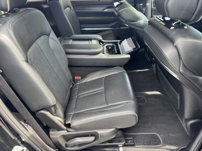 2023 Jeep Grand Wagoneer - Photo 15