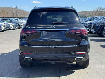 2026 Mercedes-Benz GLS - Photo 9