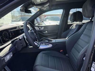 2026 Mercedes-Benz GLS - Photo 4