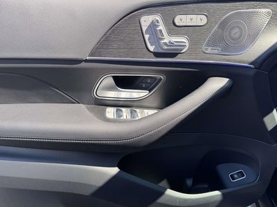 2026 Mercedes-Benz GLS - Photo 18