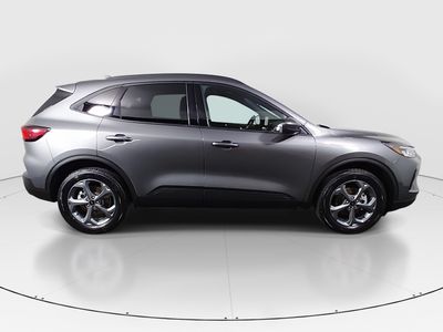 2025 Ford Escape — photo 8 view