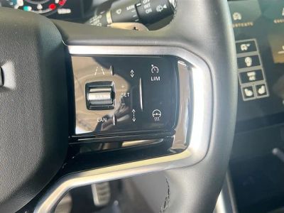 2025 Land Rover Discovery Sport — photo 18 view