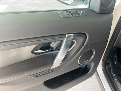 2025 Land Rover Discovery Sport — photo 12 view