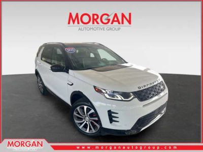 2025 Land Rover Discovery Sport SE — front three-quarter view