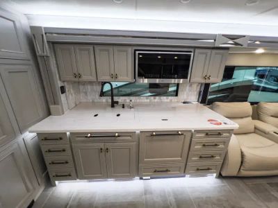 2026 Tiffin ALLEGRO BUS — photo 11 view