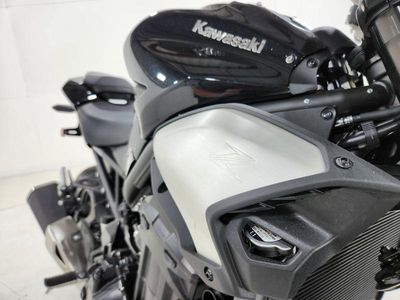 2025 Kawasaki Z900 ABS Metallic Spark Black/Metallic Carbon Gray - Photo 14