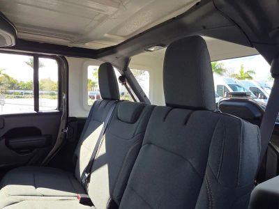2026 Jeep Wrangler — photo 7 view