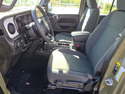 2026 Jeep Wrangler — photo 12 view