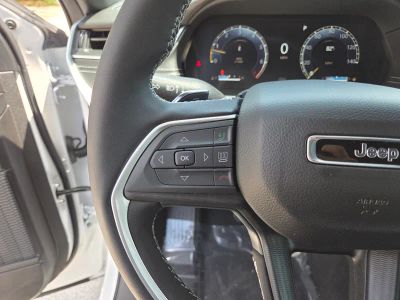 2026 Jeep Grand Cherokee — photo 18 view
