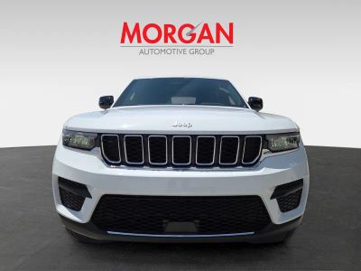 2026 Jeep Grand Cherokee — side profile view