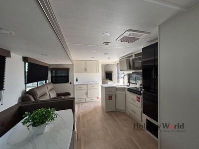 2026 Grand Design Transcend - Photo 5