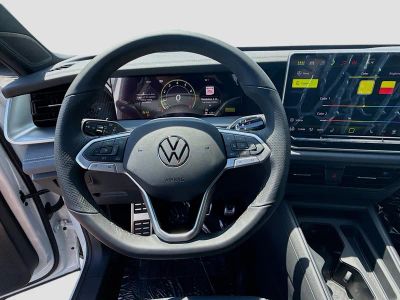 2026 Volkswagen Tiguan — photo 10 view