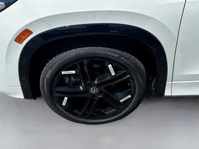 2026 Volkswagen Tiguan — photo 26 view